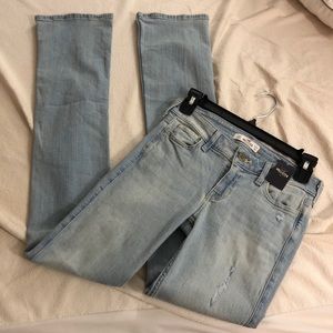 NWT Hollister light wash distressed bootcut jeans